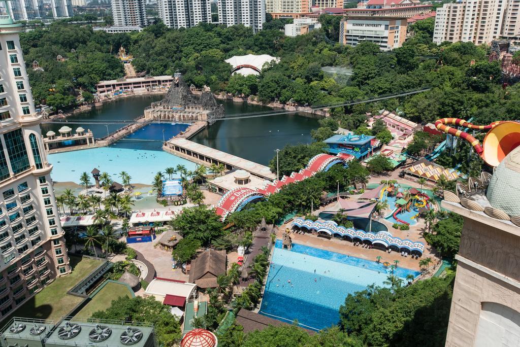New Town Resort Suites At Pyramid Tower Subang Jaya Exterior foto